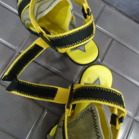 NWOT. SIZE 38. Diesel open toe wedge heel sandals. - Picture 8 of 16